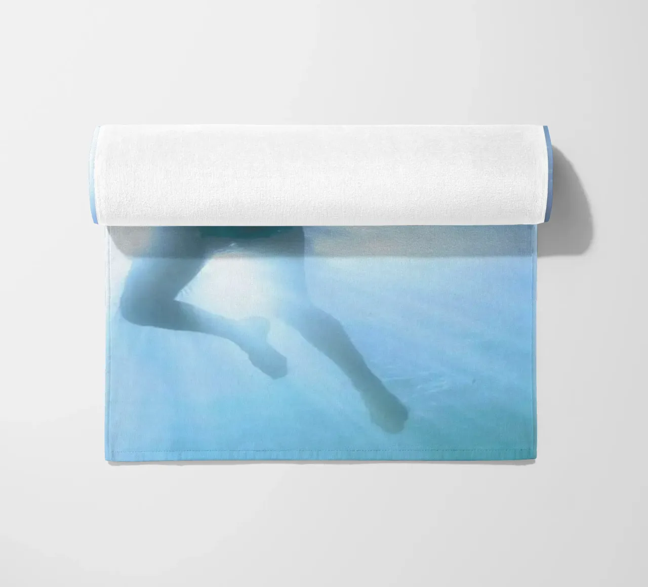 Untitled_7 telo mare da James Cooper