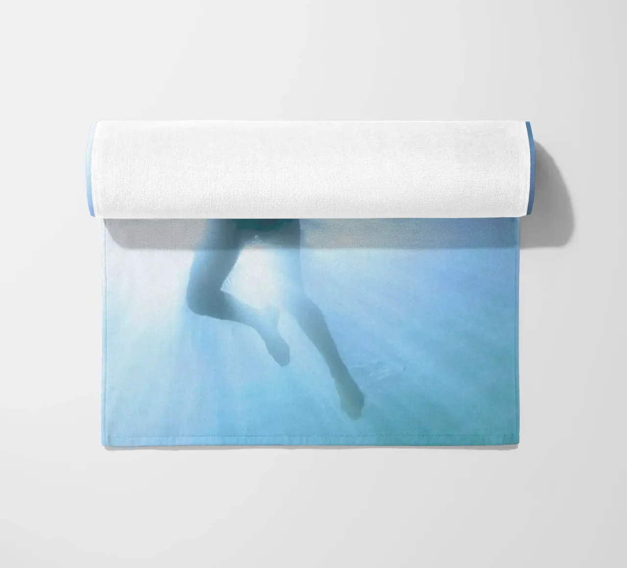 Untitled_7 telo mare da James Cooper