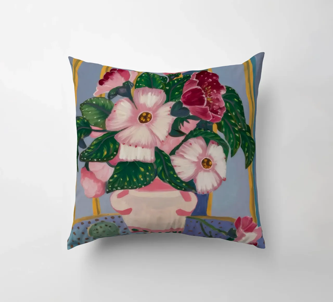 Urna a strisce di petali cuscino da Vivid Reverie