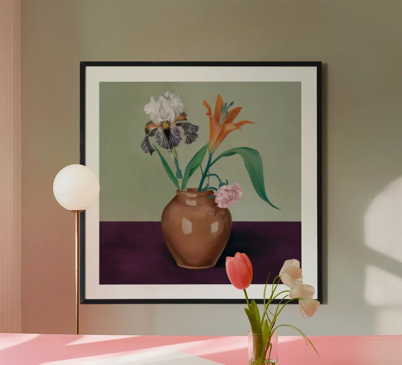 Giglio di terra Grace poster con telaio in legno da Opal Strokes