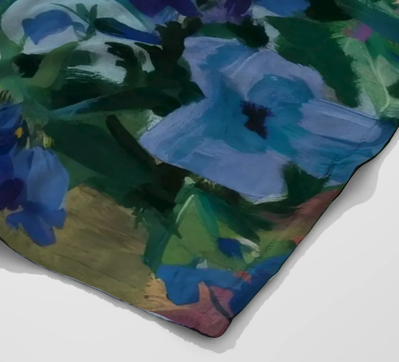 Giardino dell'Iris Serenity coperta in pile da Radiance Landscape