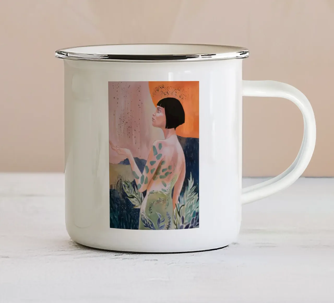 Sguardo posteriore a petali tazza in smalto da Vivid Reverie