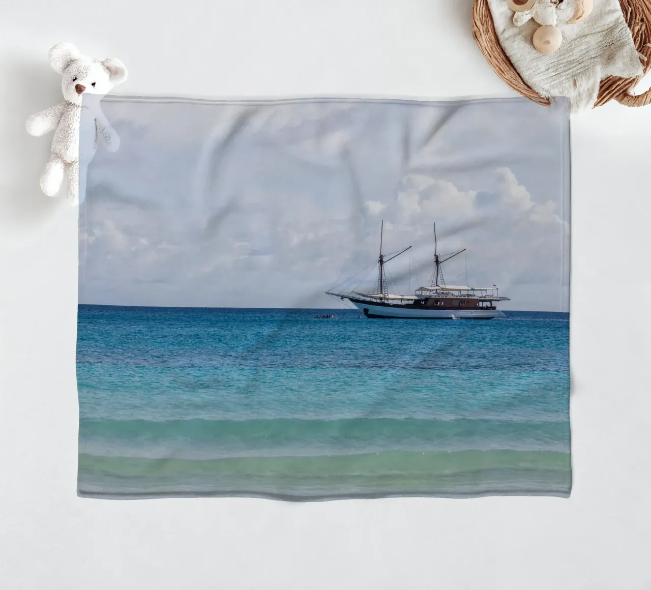 Sailing in the tropics coperta in pile da photolovers