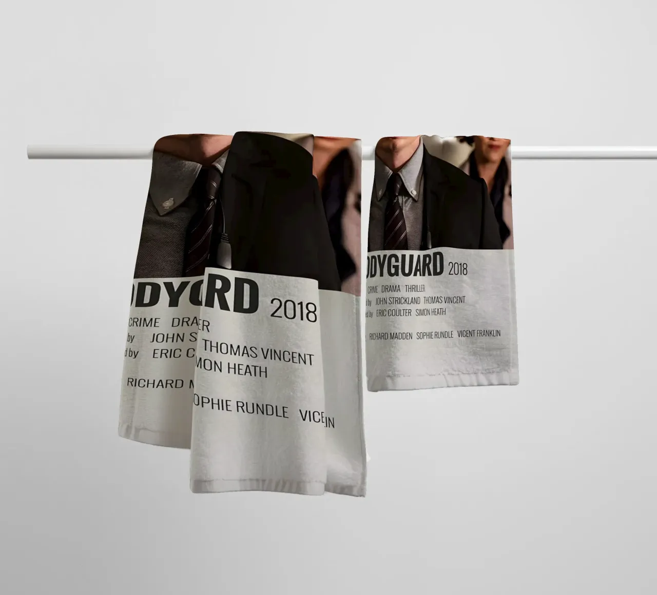 BODYGUARD 2018 asciugamano da bagno da MVFminimalist