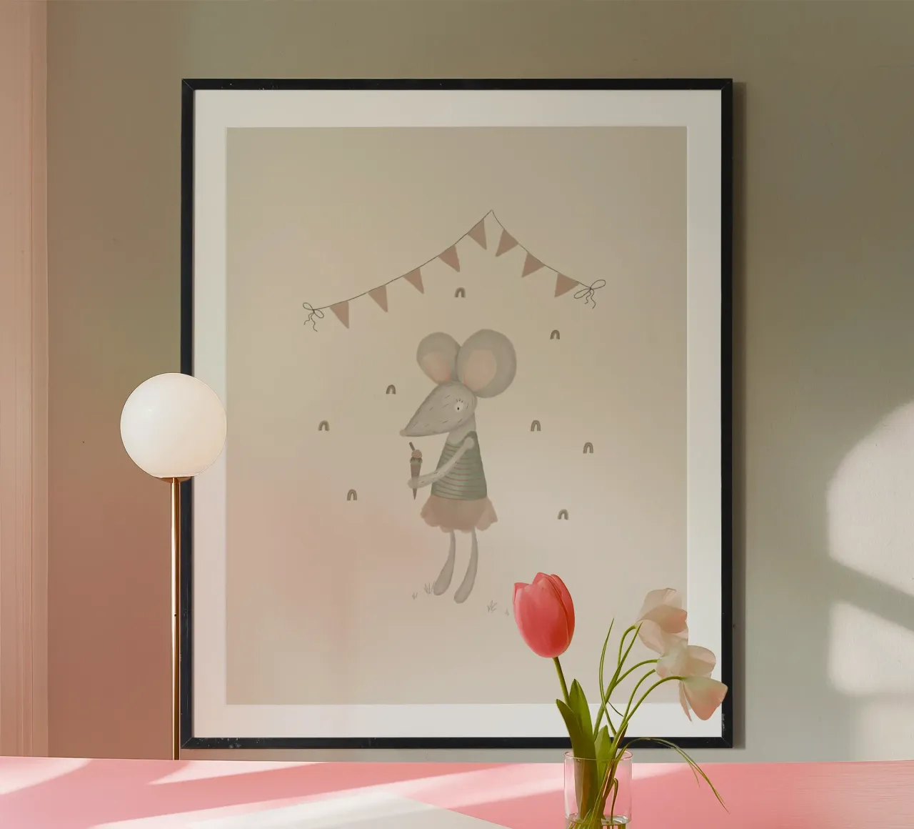 Souris d'anniversaire avec crème glacée Art Print poster de Urchin Bay Art
