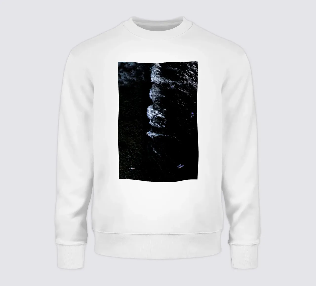 Counting Surfers & Waves sweatshirt van Studio Nahili