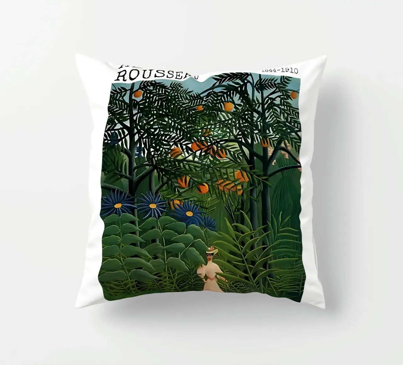 Donna che cammina in una foresta esotica di Henri Rousseau cuscino da tokovictory