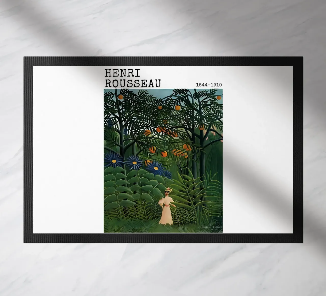 Donna che cammina in una foresta esotica di Henri Rousseau zerbino da tokovictory