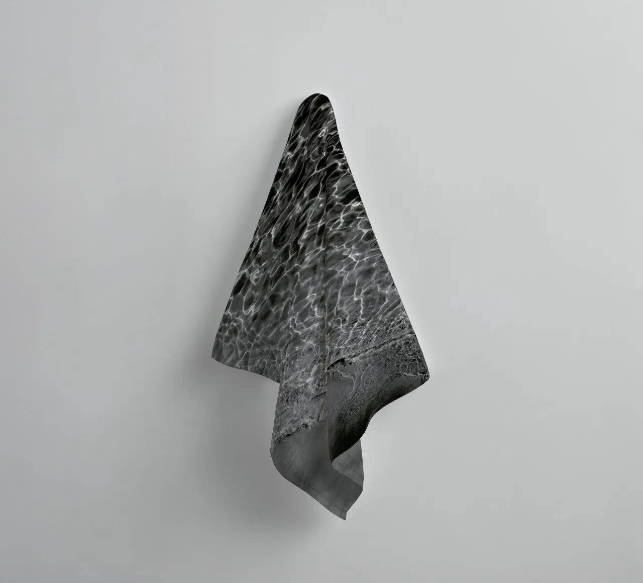 Where Sand And Water Meet Black&white Edition Handtuch von Studio Nahili