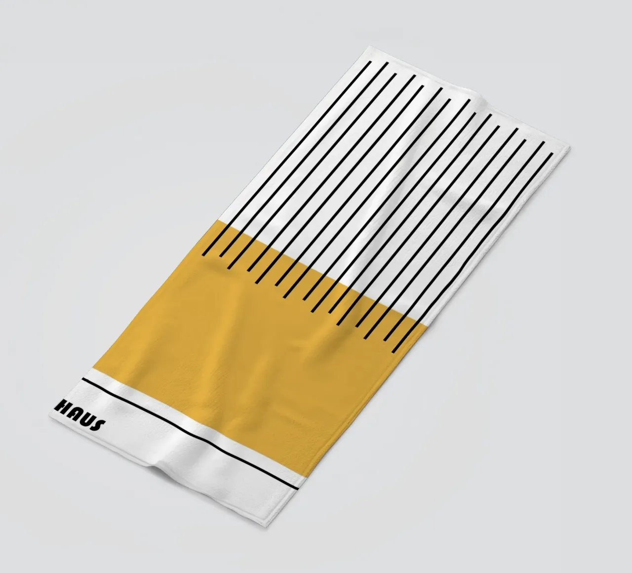Composizione di linee Bauhaus telo mare da Casa Calm