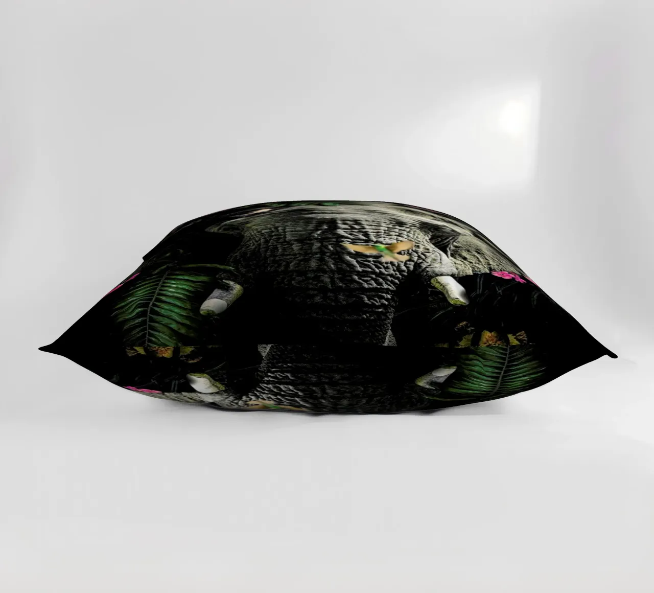 Elephant 5 LS cuscino da Wouter Rikken