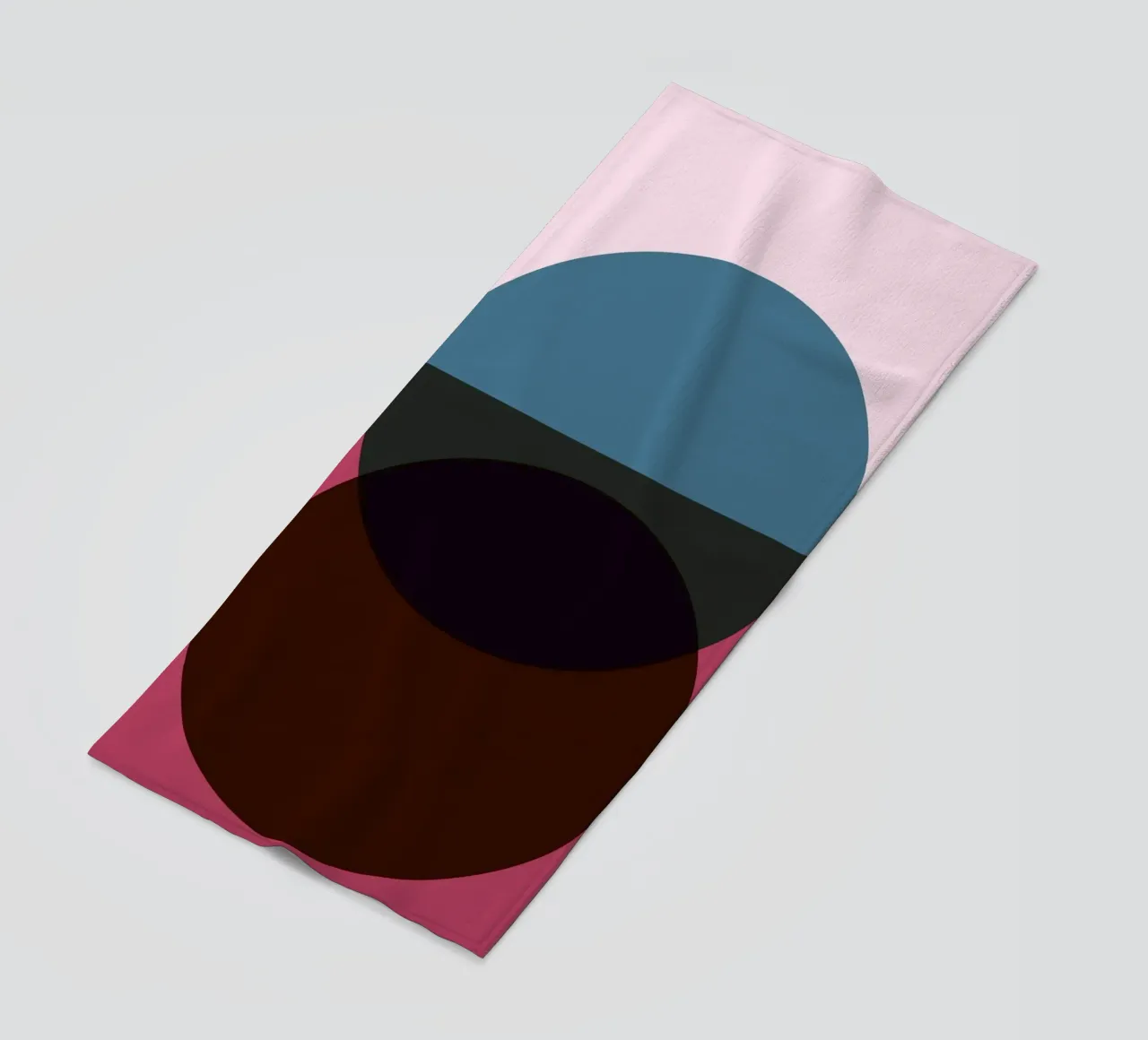 Círculo Abstracto Fusión | Minimal Art Print toalla de playa de Casa Calm