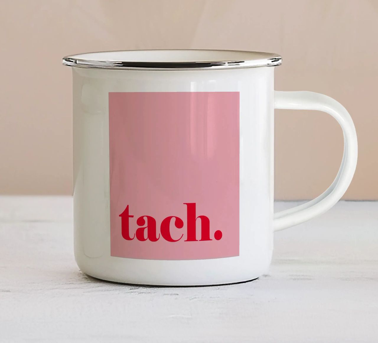 TACH in rosso lampone su rosa - un allegro saluto estivo per la casa tazza in smalto da Stilrausch