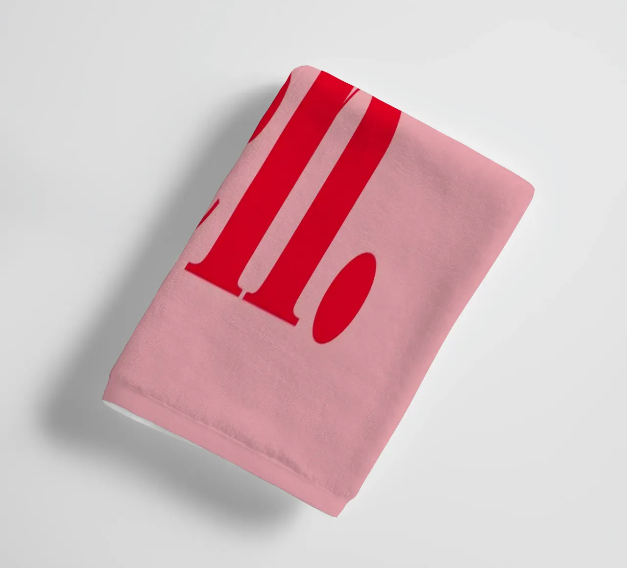 TACH en rouge framboise sur fond rose - Un joyeux message estival pour le foyer serviette de bain de Stilrausch