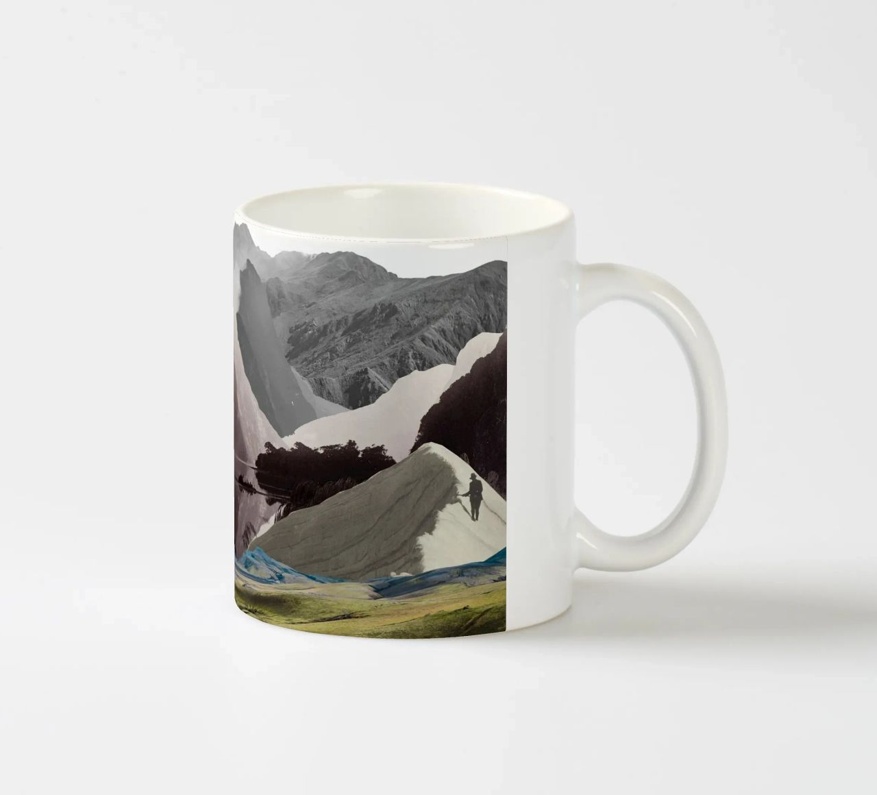Phantom Range | Press Play Art Print Collage tazza in ceramica da Press Play Art Prints