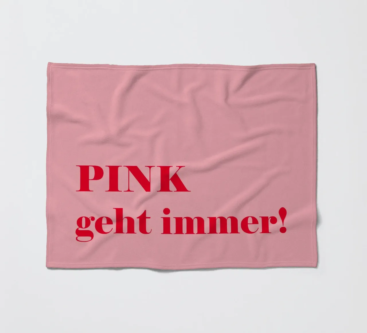 Pink always works - a cheerful statement in raspberry red for the fleece blanket by Stilrausch