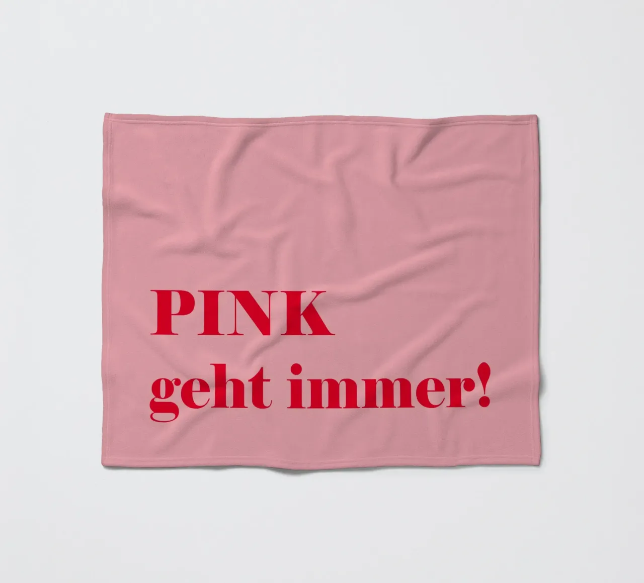 Pink always works - a cheerful statement in raspberry red for the fleece blanket by Stilrausch