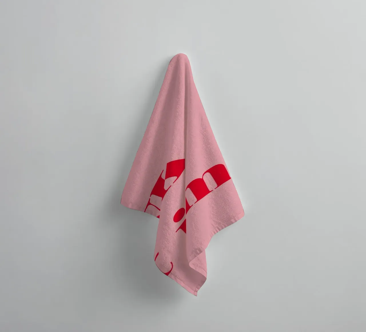 Pink always works - a cheerful statement in raspberry red for the towel by Stilrausch
