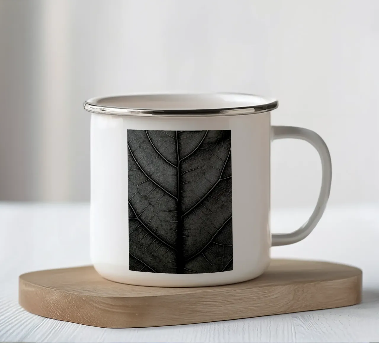 Black Leaf Fiddle Leaf Fig Tree tazza in smalto da Studio Nahili