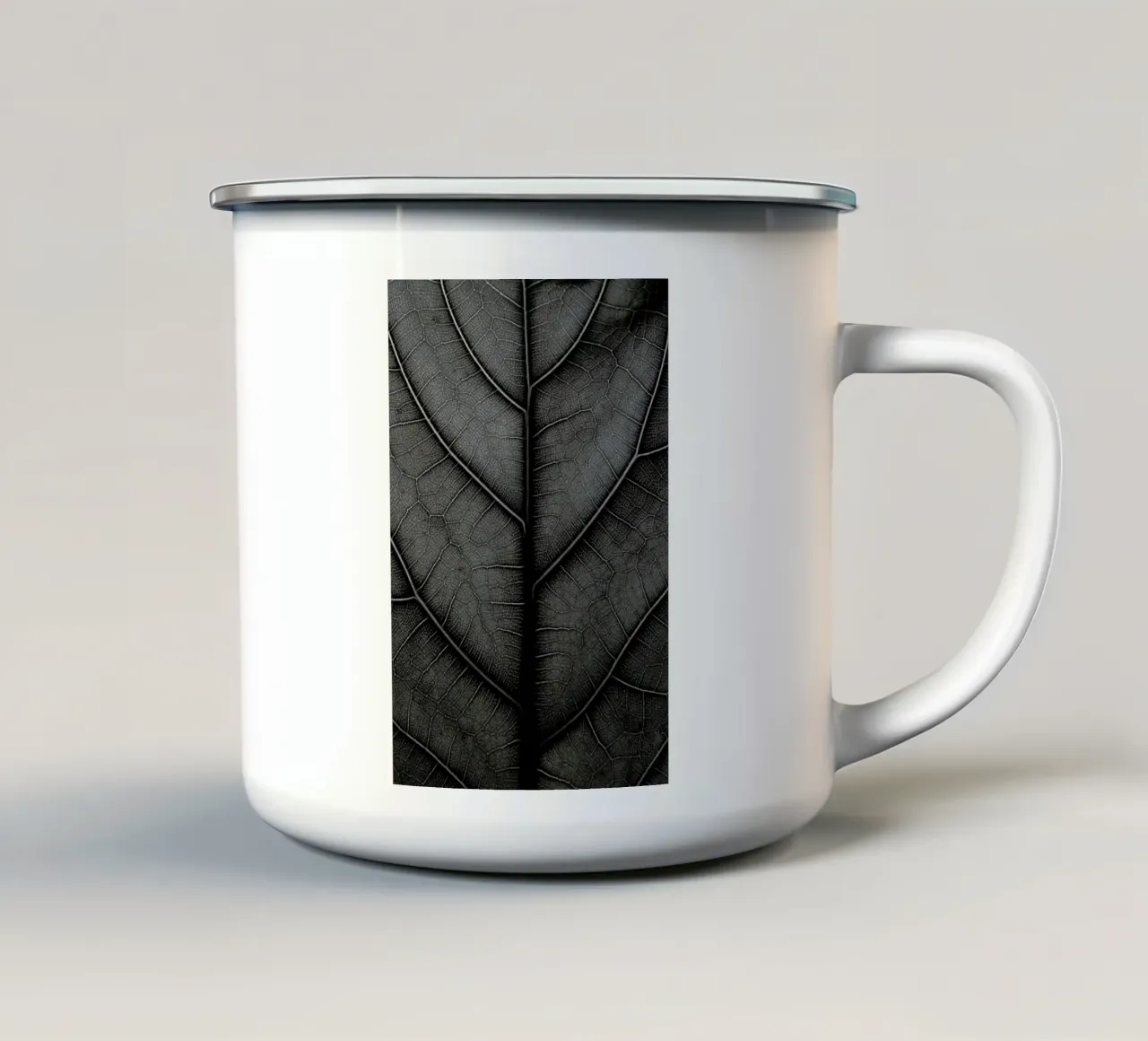 Black Leaf Fiddle Leaf Fig Tree tazza in smalto da Studio Nahili