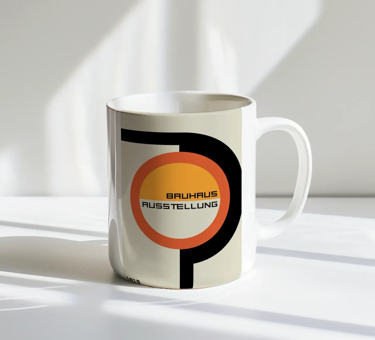 Mostra Bauhaus Design geometrico 1919 tazza in ceramica da Jam Poster