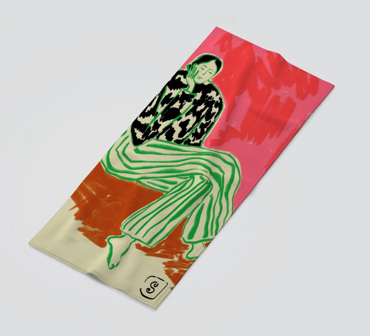 Calm Woman Portrait serviette de plage de Sandra Poliakov