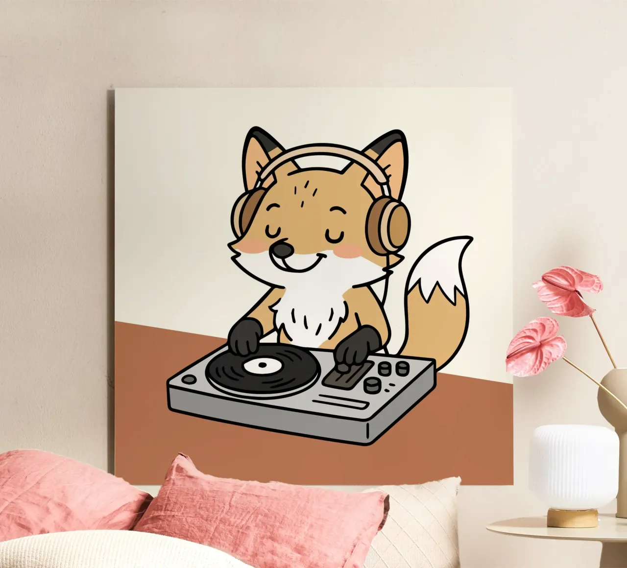 Una volpe come DJ con le cuffie sul banco di mixaggio alluminio dibond da namosh