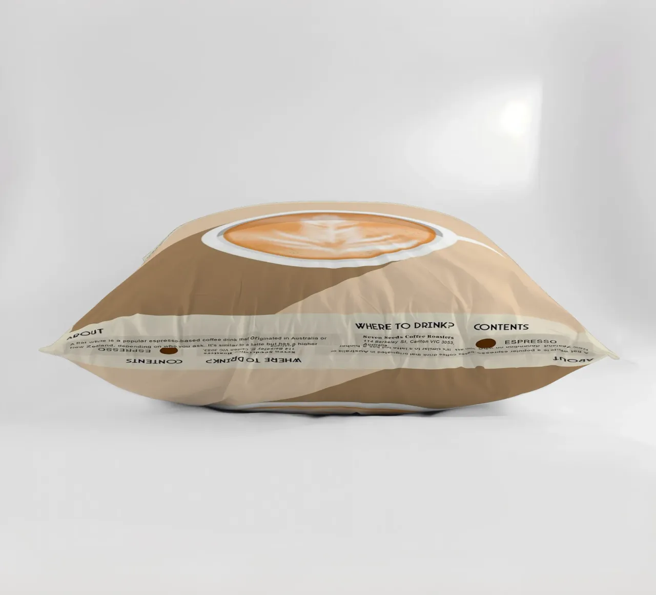 caffè latte art cuscino da Luke Yaeger