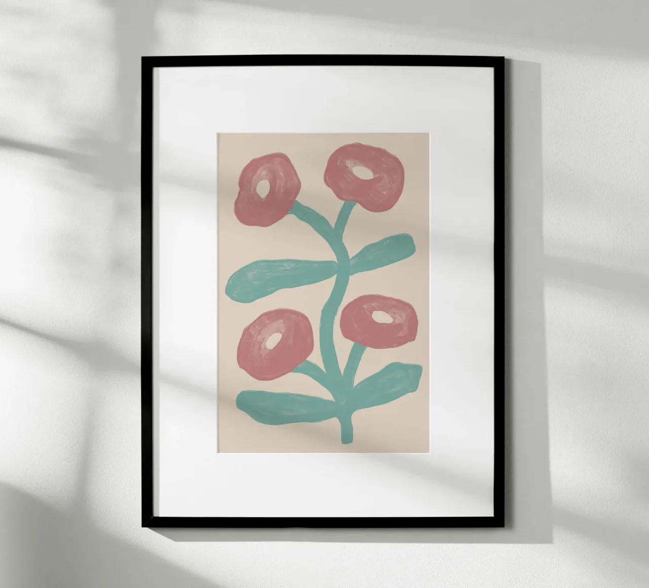 Fiori astratti rosa e verdi su sfondo beige poster con telaio in legno da Melloi Art Print