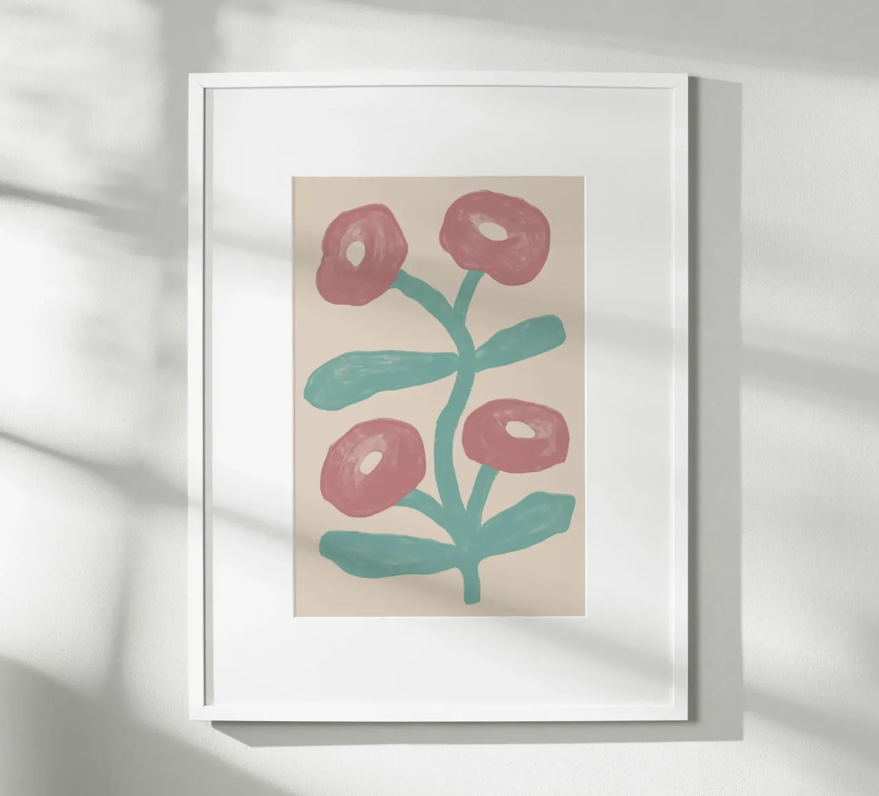 Fiori astratti rosa e verdi su sfondo beige poster con telaio in legno da Melloi Art Print