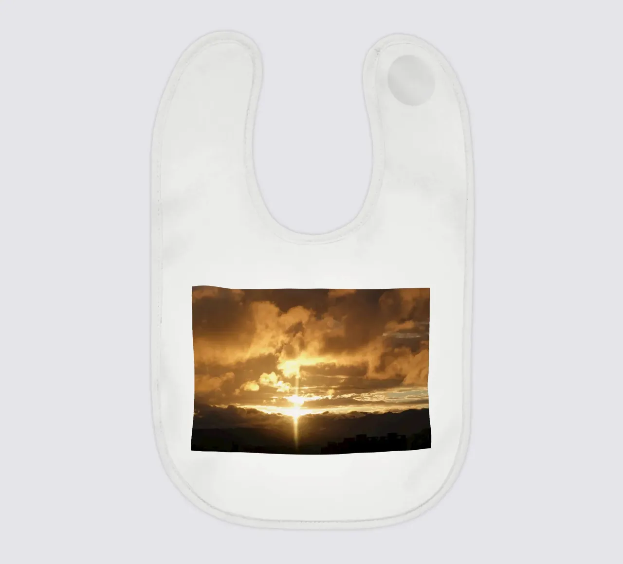 nuvole al tramonto bavaglino da Earthly Visions