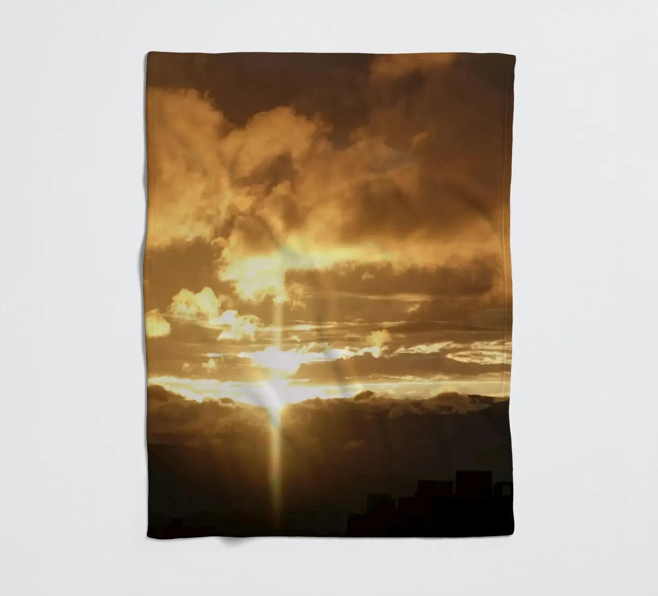 Sonnenuntergangswolken Fleecedecke von Earthly Visions