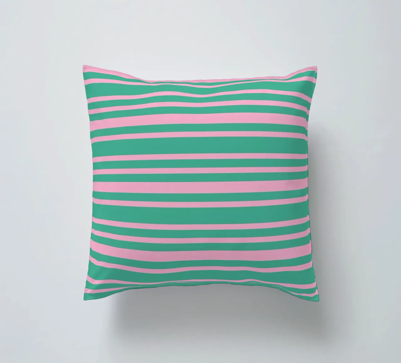 Divertente codice a barre a strisce verde e rosa cuscino da SilverPegasus