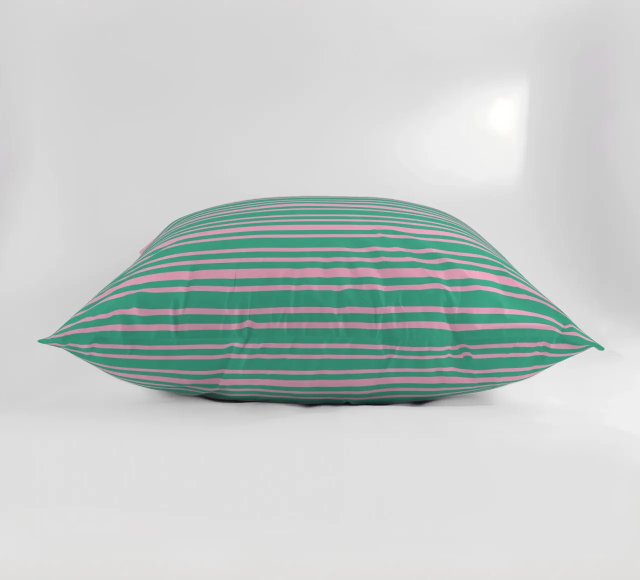 Divertente codice a barre a strisce verde e rosa cuscino da SilverPegasus