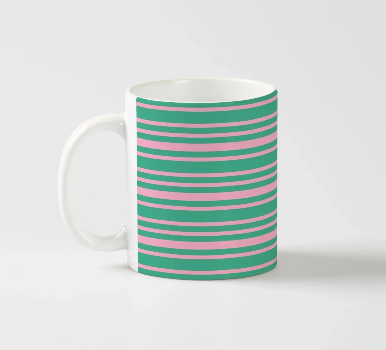 Divertente codice a barre a strisce verde e rosa tazza in ceramica da SilverPegasus