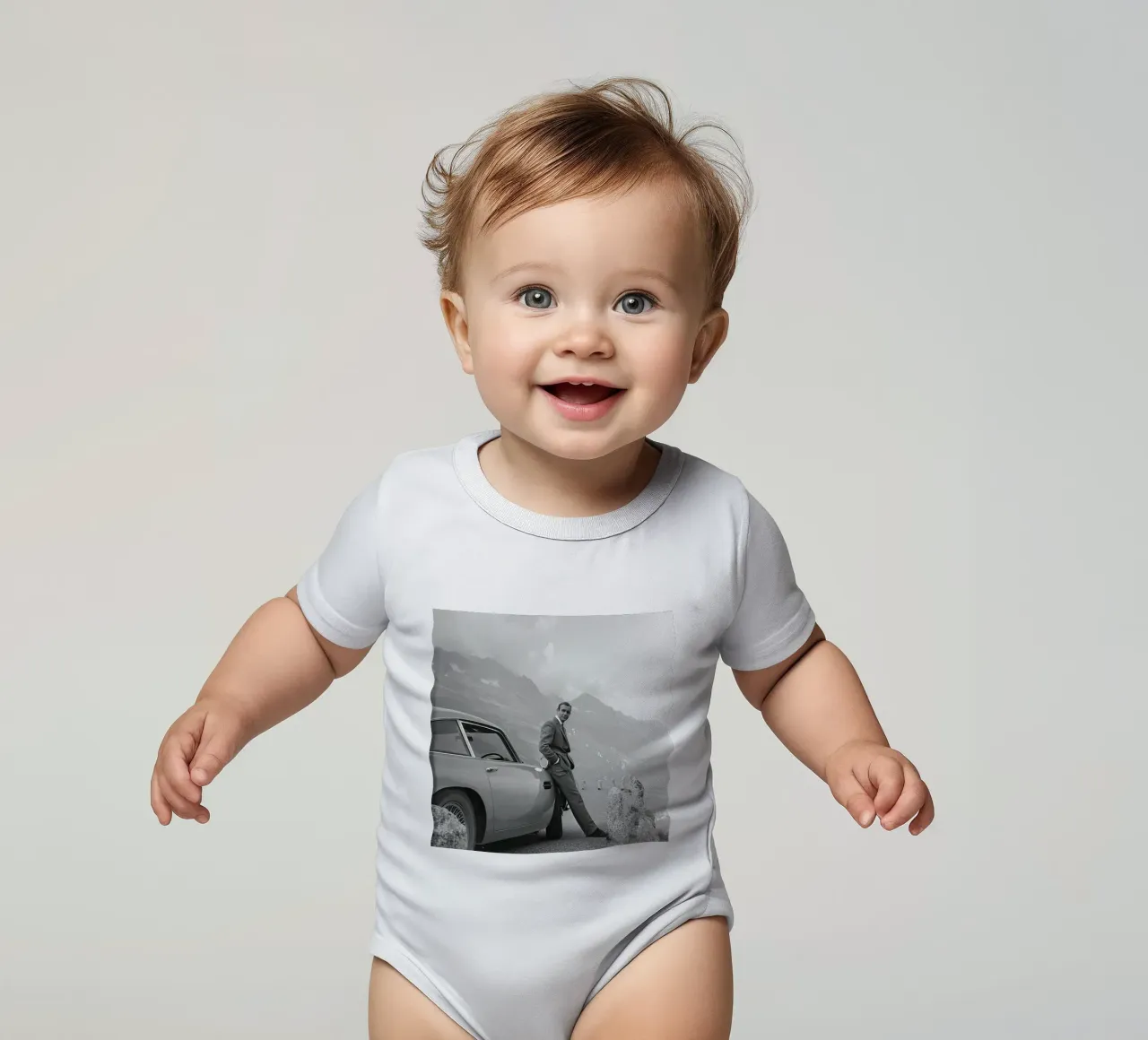 Sean Connery mit Aston Martin DB5 1964 Kurzarm Babybody von maria Shop