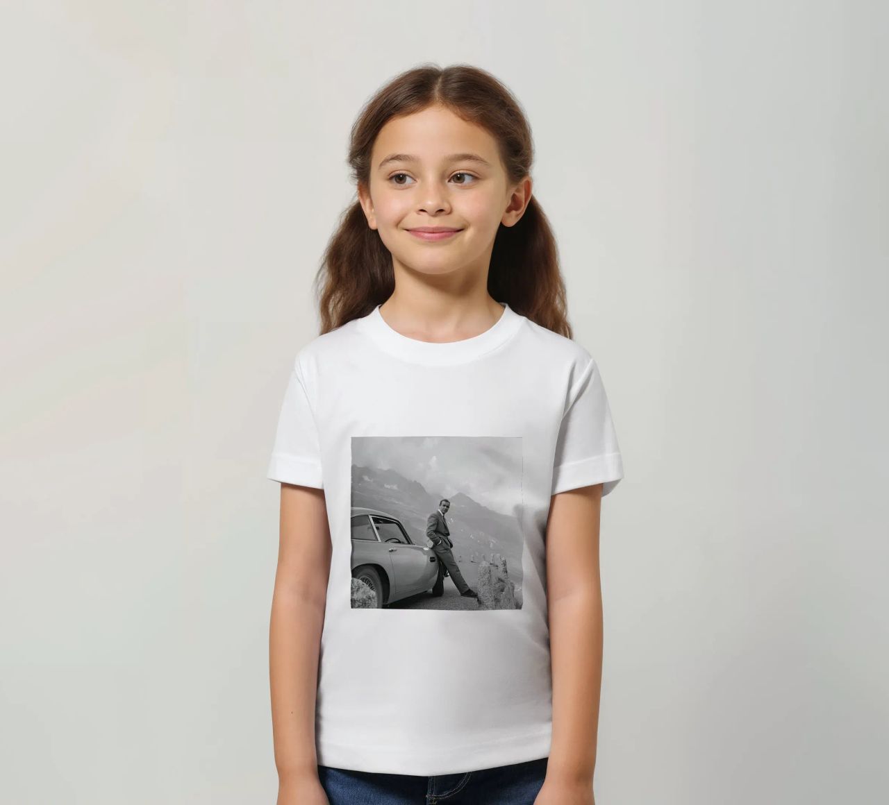 Sean Connery con l'Aston Martin DB5 1964 t-shirt bambini da maria Shop