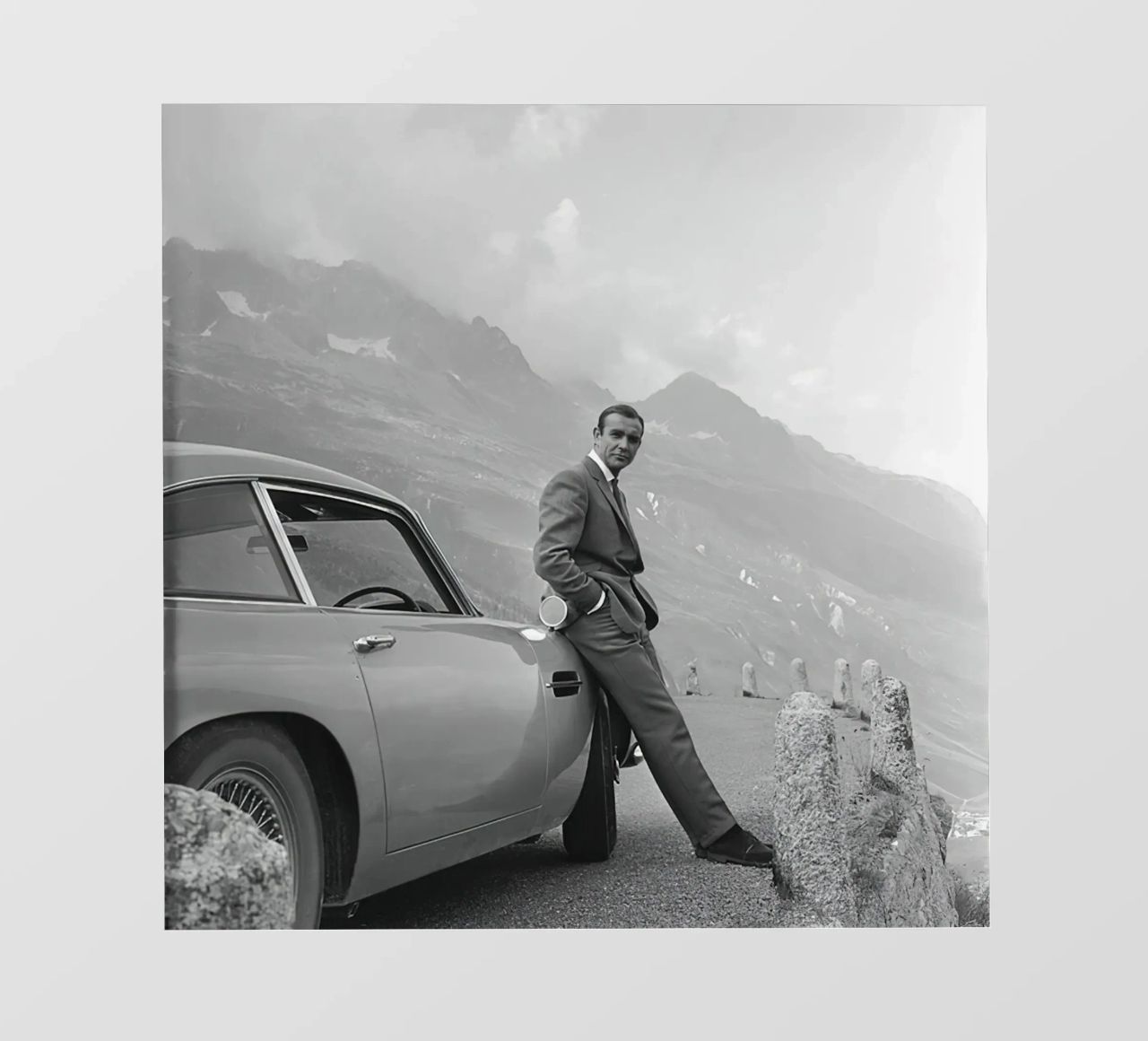 Sean Connery con l'Aston Martin DB5 1964 pellicola backlit da maria Shop