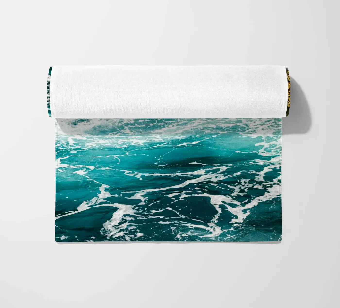 oceaangolven strandhanddoek van Earthly Visions