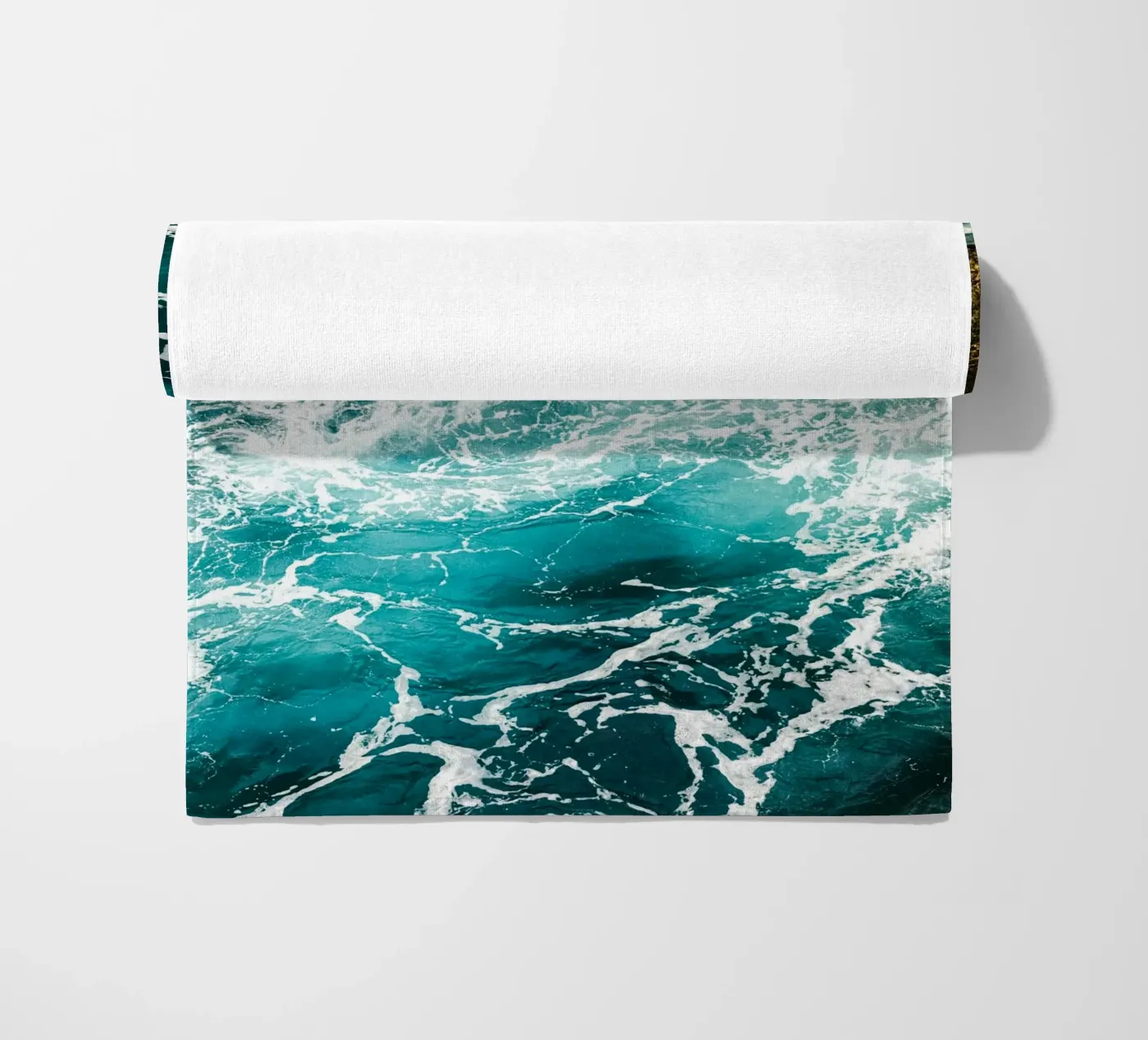 oceaangolven strandhanddoek van Earthly Visions