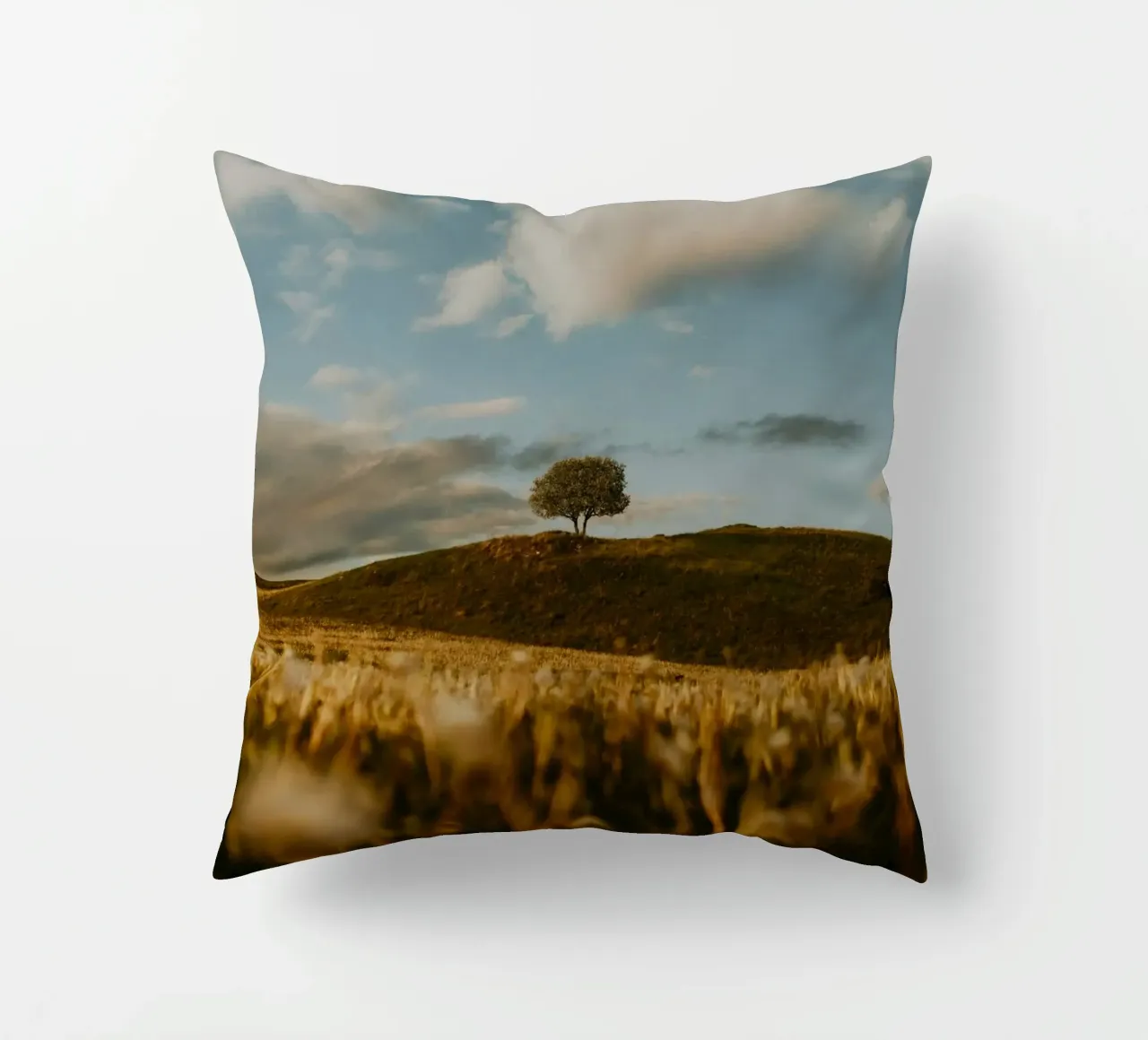 albero erba cuscino da Earthly Visions