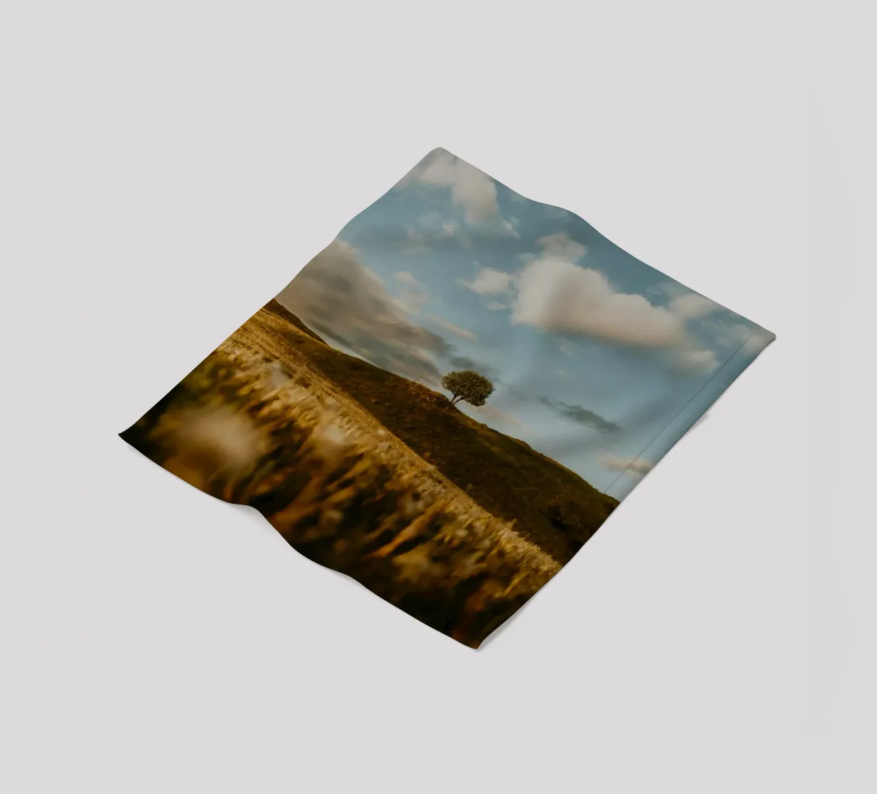 tree grass Fleecedecke von Earthly Visions