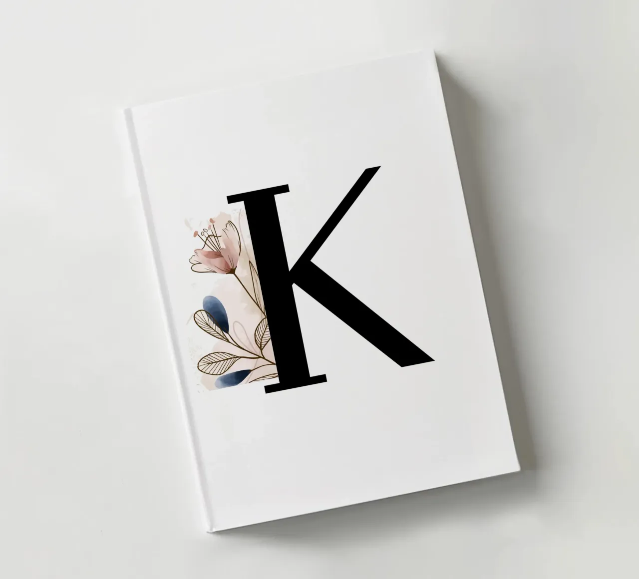 Lettre K noire - Design floral élégant, moderne carnet de notes de StrindesignStudio