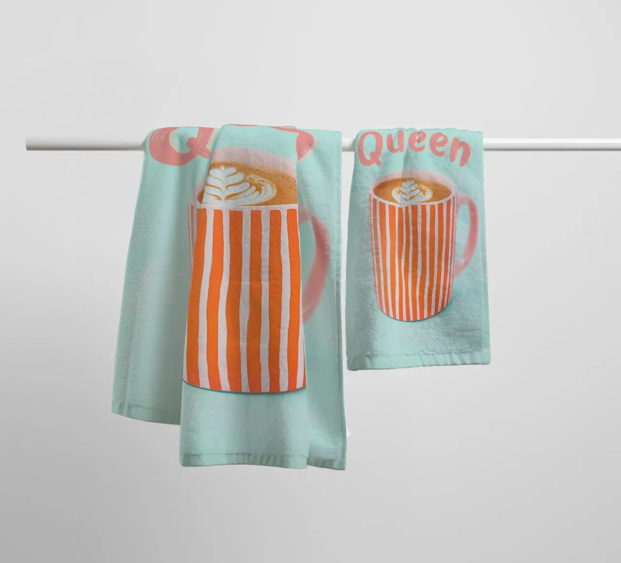 Amore di caffè con schiuma di latte asciugamano da bagno da Carinaprint