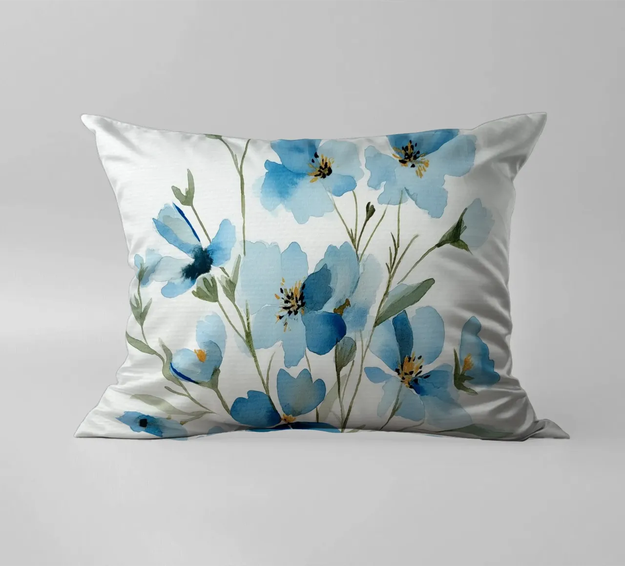 Sussurri di lino blu cuscino da Sophia Calder Studio