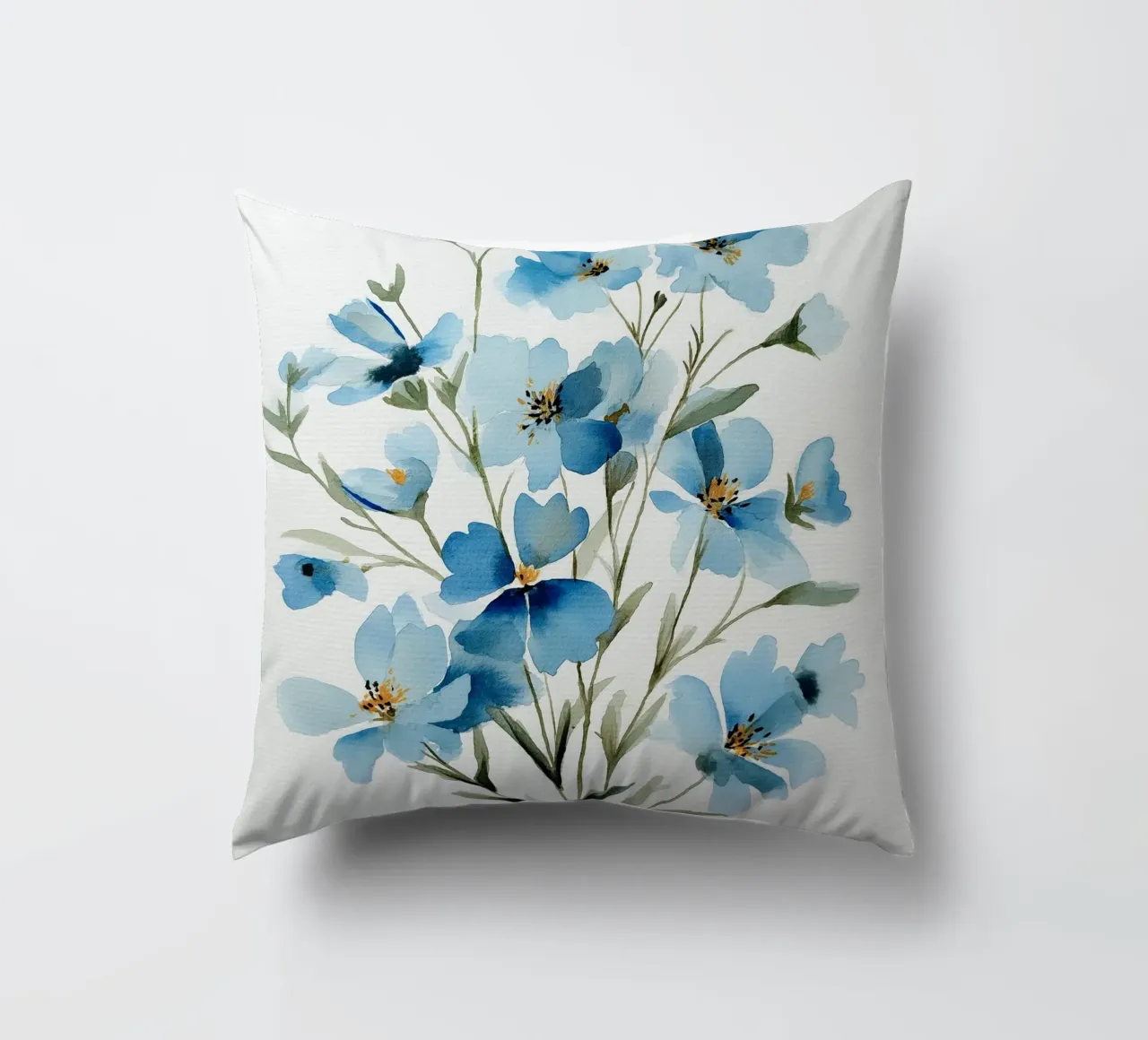 Sussurri di lino blu cuscino da Sophia Calder Studio