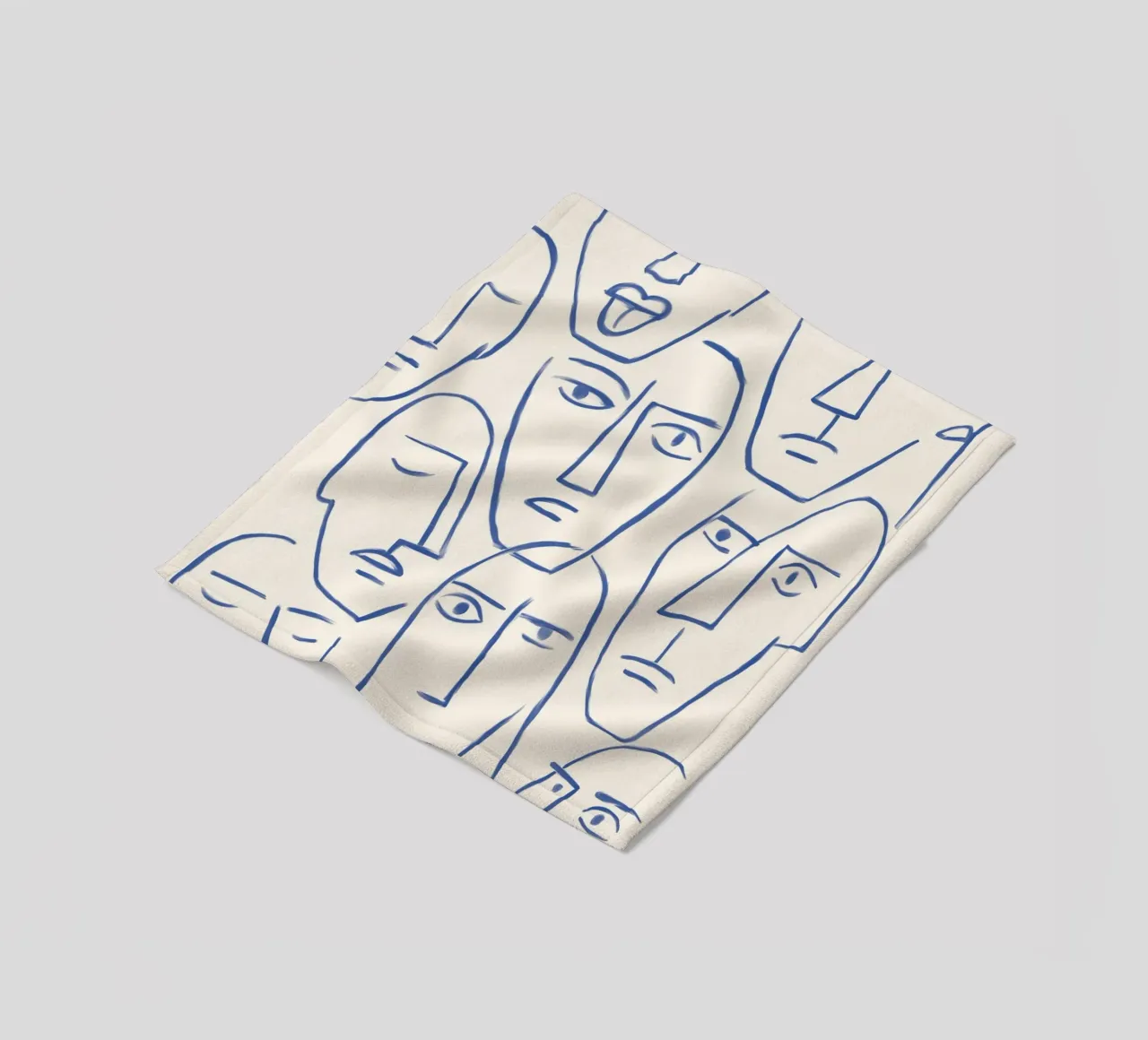 Faces of the Invisible coperta in pile da artesutileco