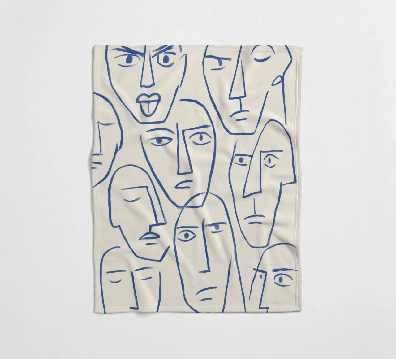 Faces of the Invisible Fleecedecke von artesutileco