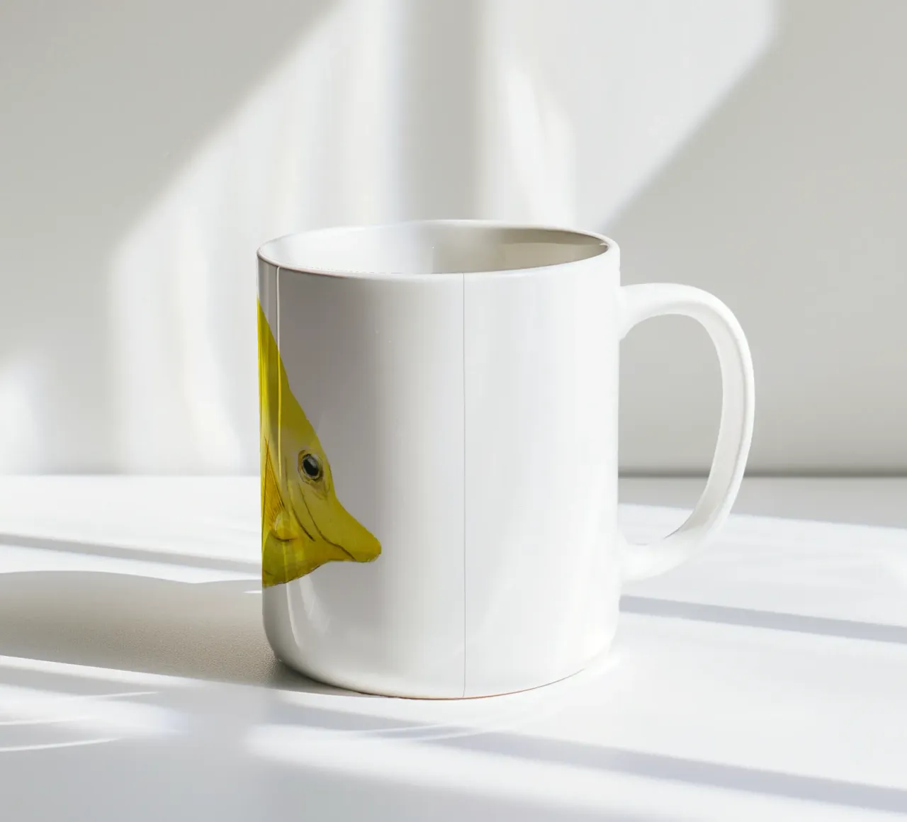 Pesce chirurgo pinna gialla tazza in ceramica da Barbara Buderath Illustrationen