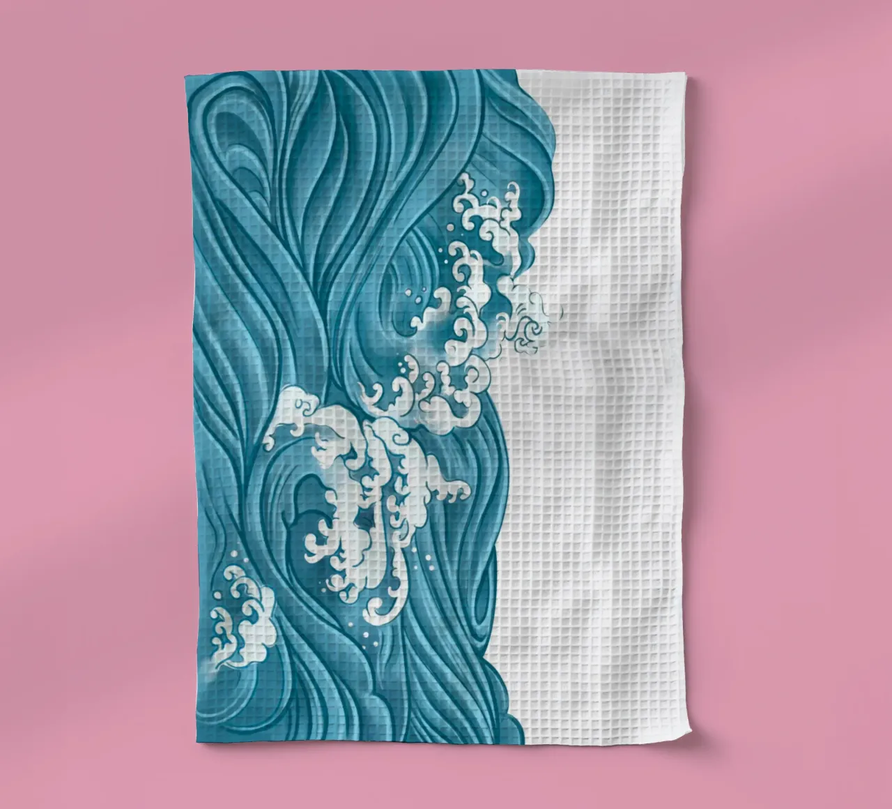 Impression d'art sur les vagues dynamiques de l'océan - Inspiré de l'Ukiyo-e japonais torchon de ClubArt
